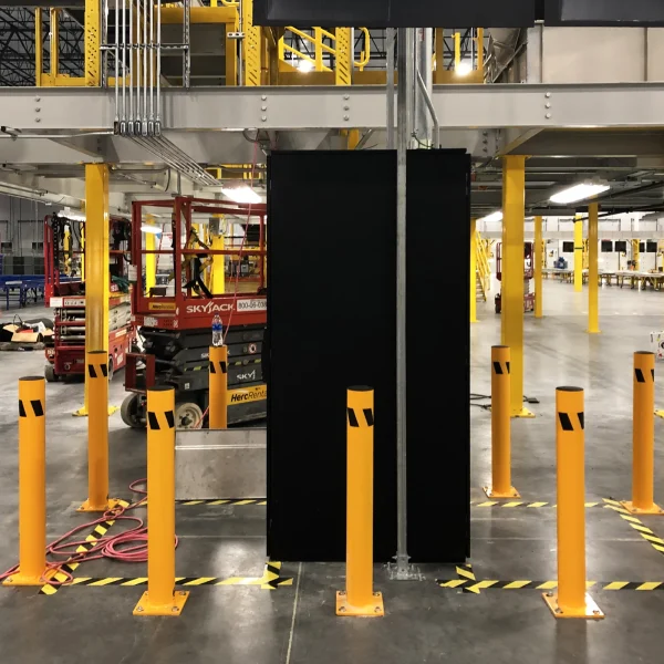 McCue_SteelPost 4_3